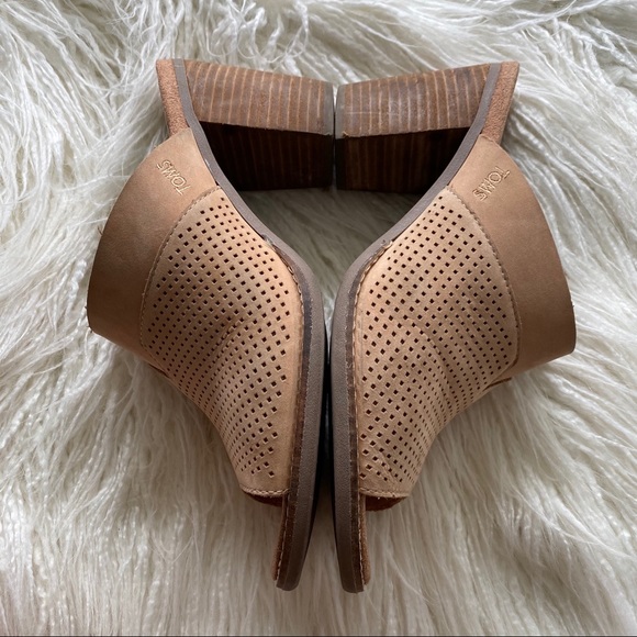 TOMS tan "Majorica" peep toe heeled mules - Picture 4 of 14